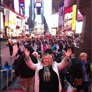 Meet your Posher, Halley